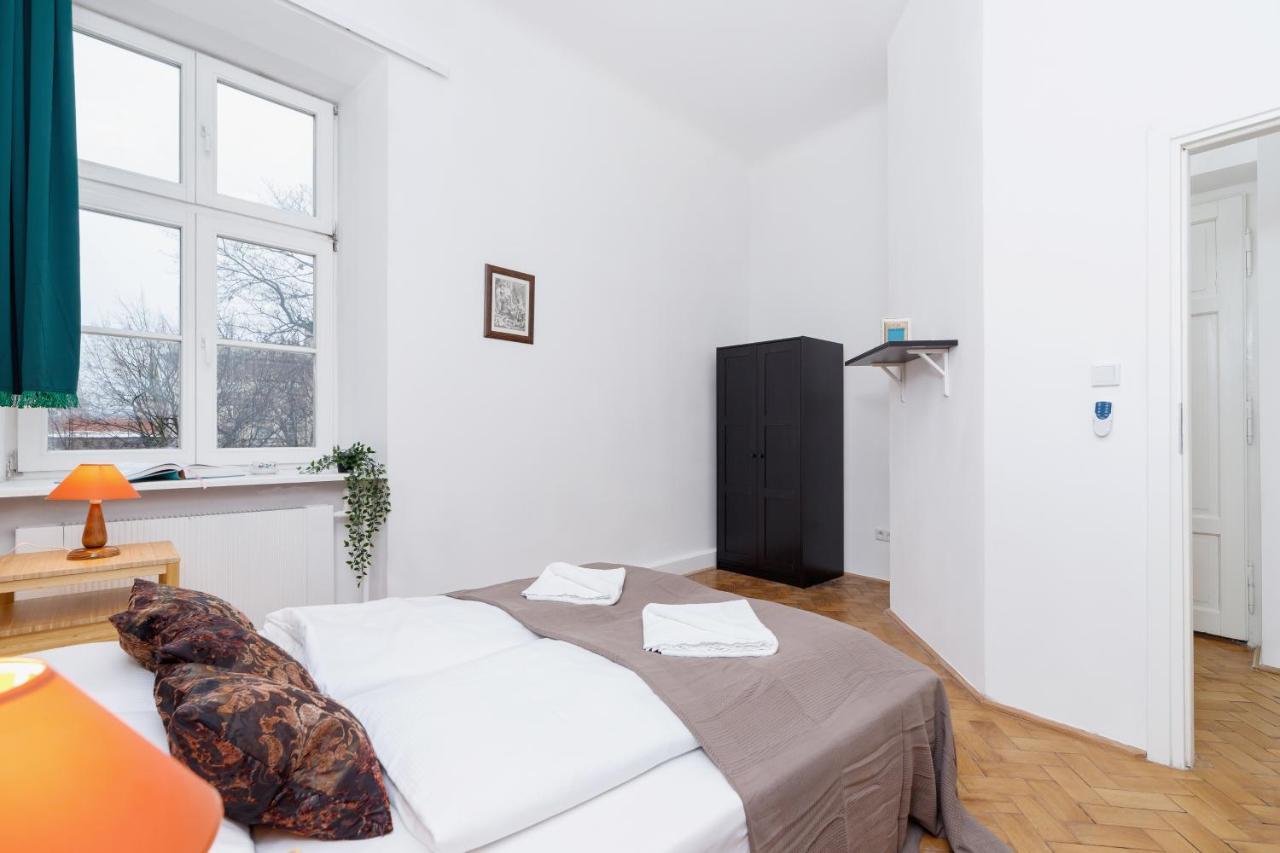 Apartment Pijarska Krakow By Noclegi Renters Exteriör bild